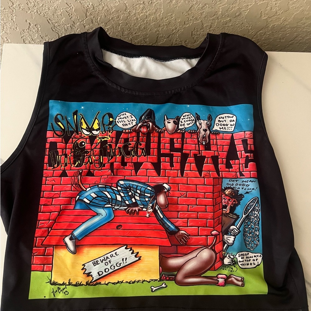 Graphic Tank Top - Black